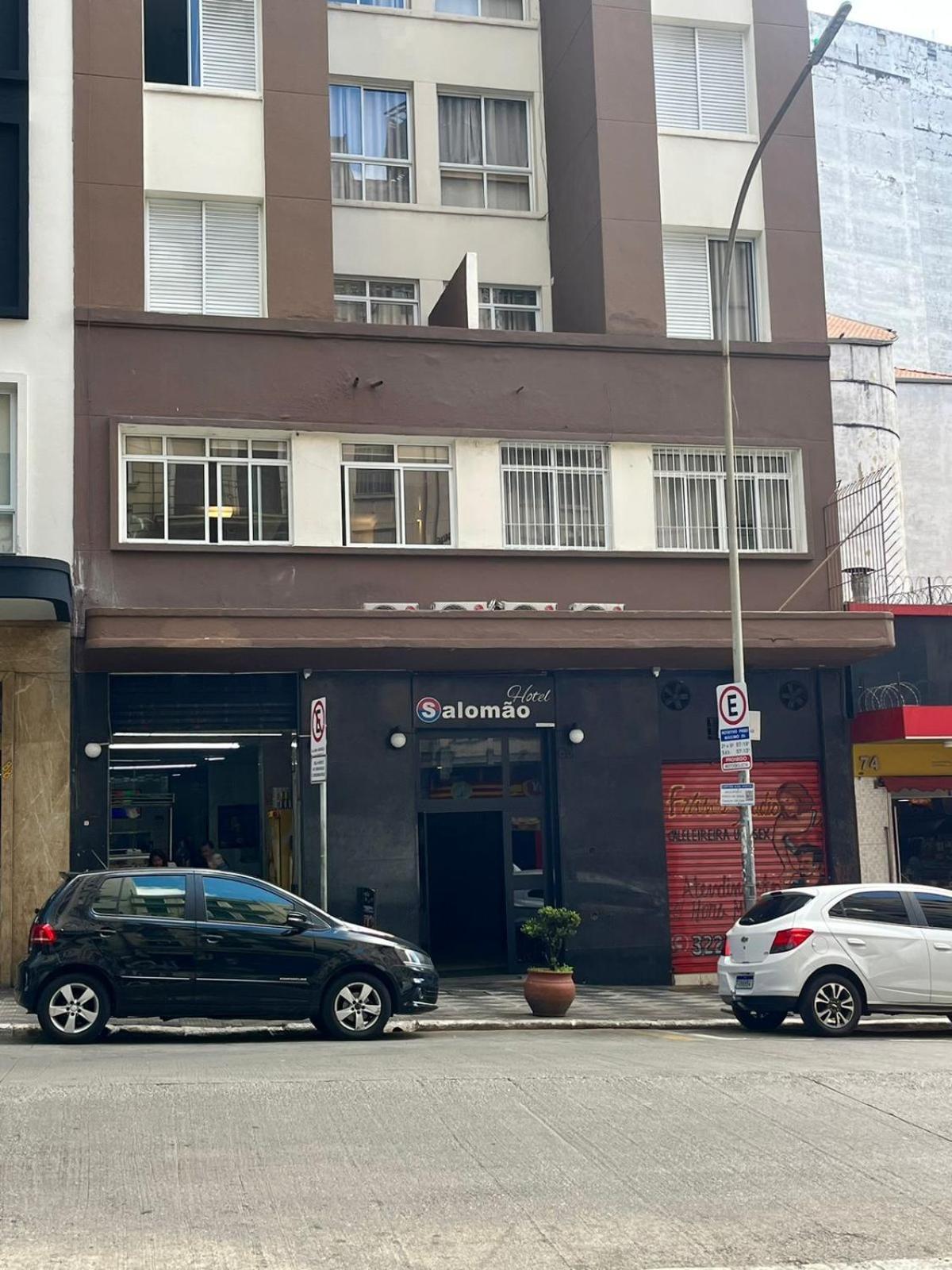 Hotel Salomao - Proximo A 25 De Marco, Bom Retiro, Bras E Rua Santa Efigenia, A 2 Minutos Do Mirante Sampa Sky E Pista De Skate Anhangabau São Paulo Kültér fotó