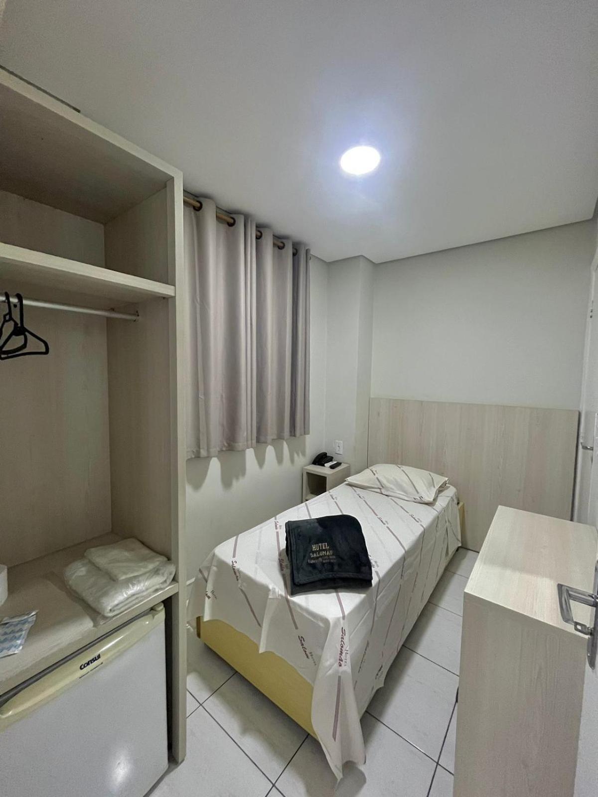 Hotel Salomao - Proximo A 25 De Marco, Bom Retiro, Bras E Rua Santa Efigenia, A 2 Minutos Do Mirante Sampa Sky E Pista De Skate Anhangabau São Paulo Kültér fotó