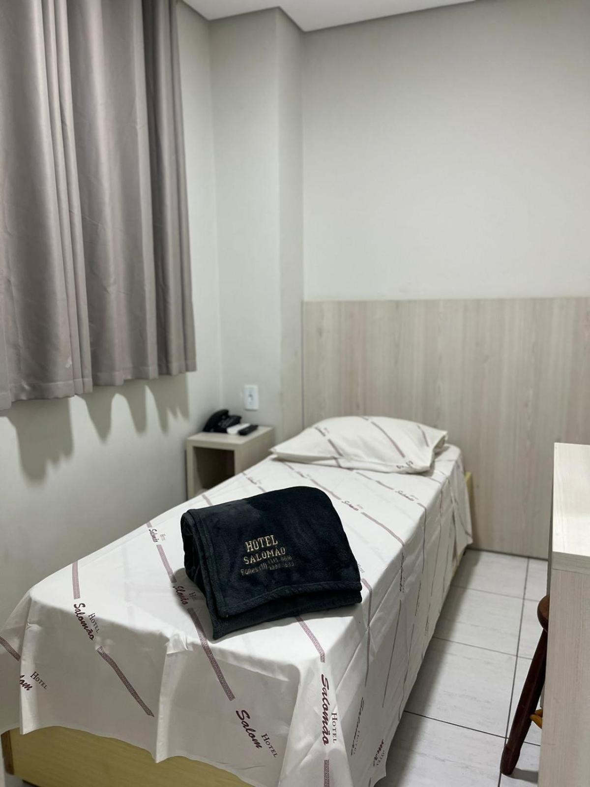Hotel Salomao - Proximo A 25 De Marco, Bom Retiro, Bras E Rua Santa Efigenia, A 2 Minutos Do Mirante Sampa Sky E Pista De Skate Anhangabau São Paulo Kültér fotó