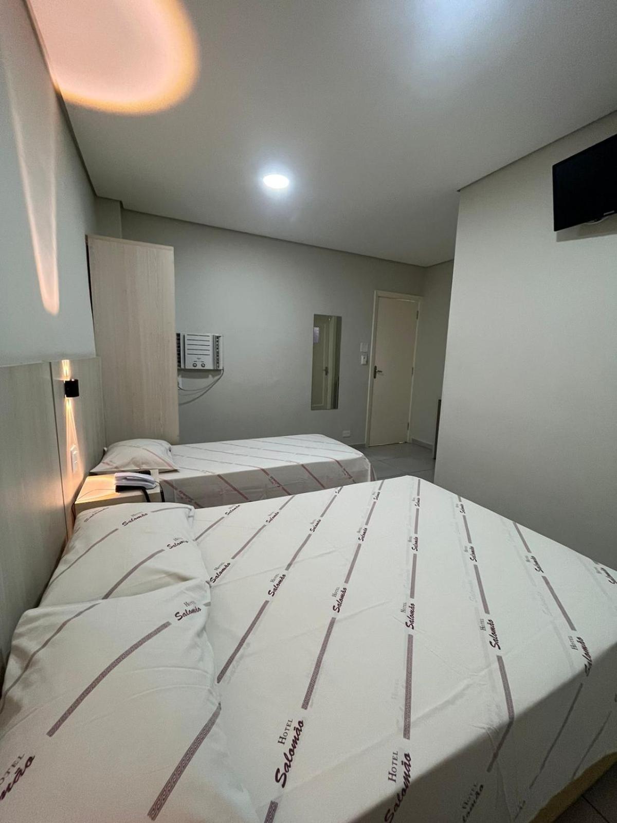 Hotel Salomao - Proximo A 25 De Marco, Bom Retiro, Bras E Rua Santa Efigenia, A 2 Minutos Do Mirante Sampa Sky E Pista De Skate Anhangabau São Paulo Kültér fotó