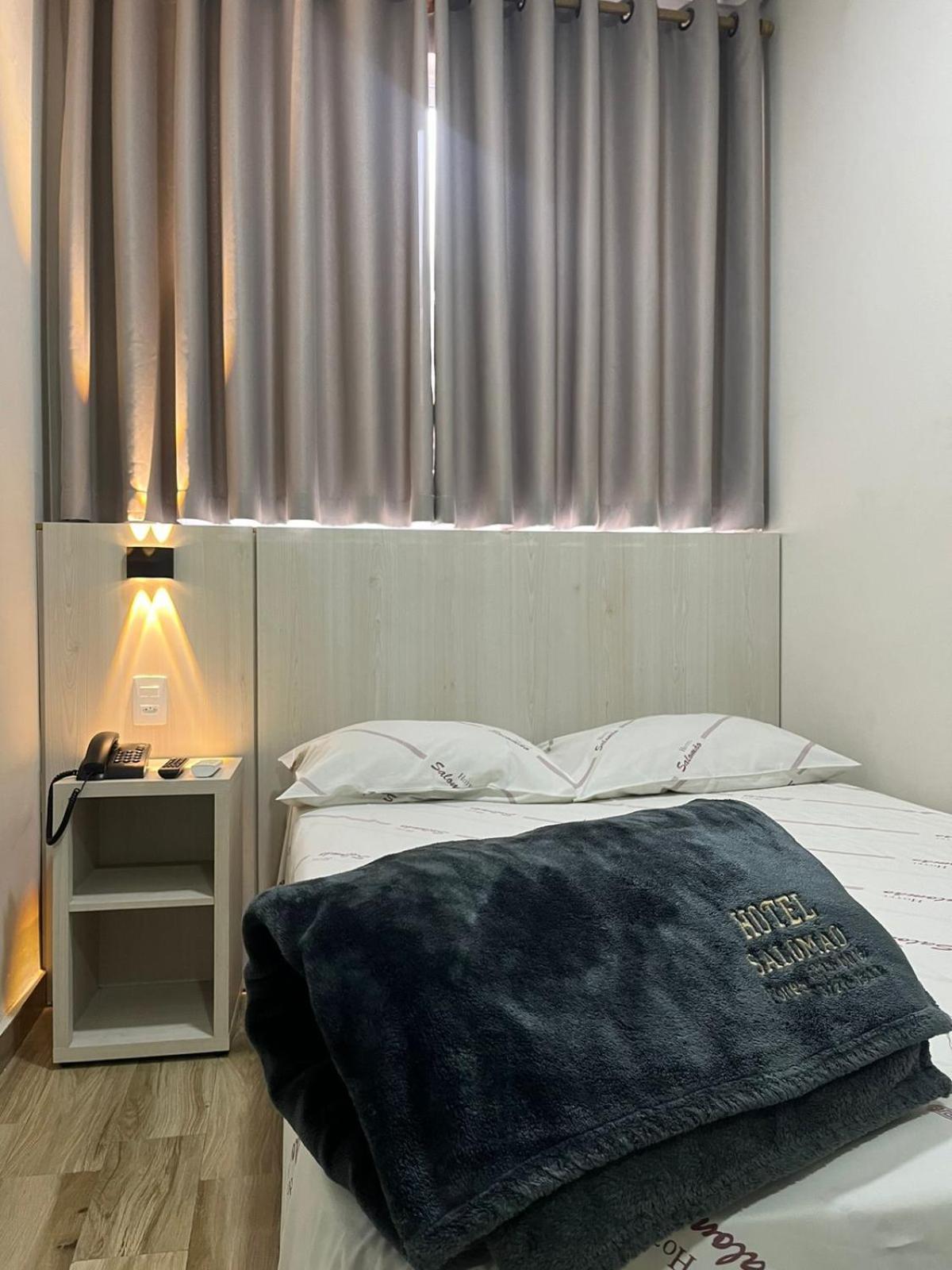 Hotel Salomao - Proximo A 25 De Marco, Bom Retiro, Bras E Rua Santa Efigenia, A 2 Minutos Do Mirante Sampa Sky E Pista De Skate Anhangabau São Paulo Kültér fotó