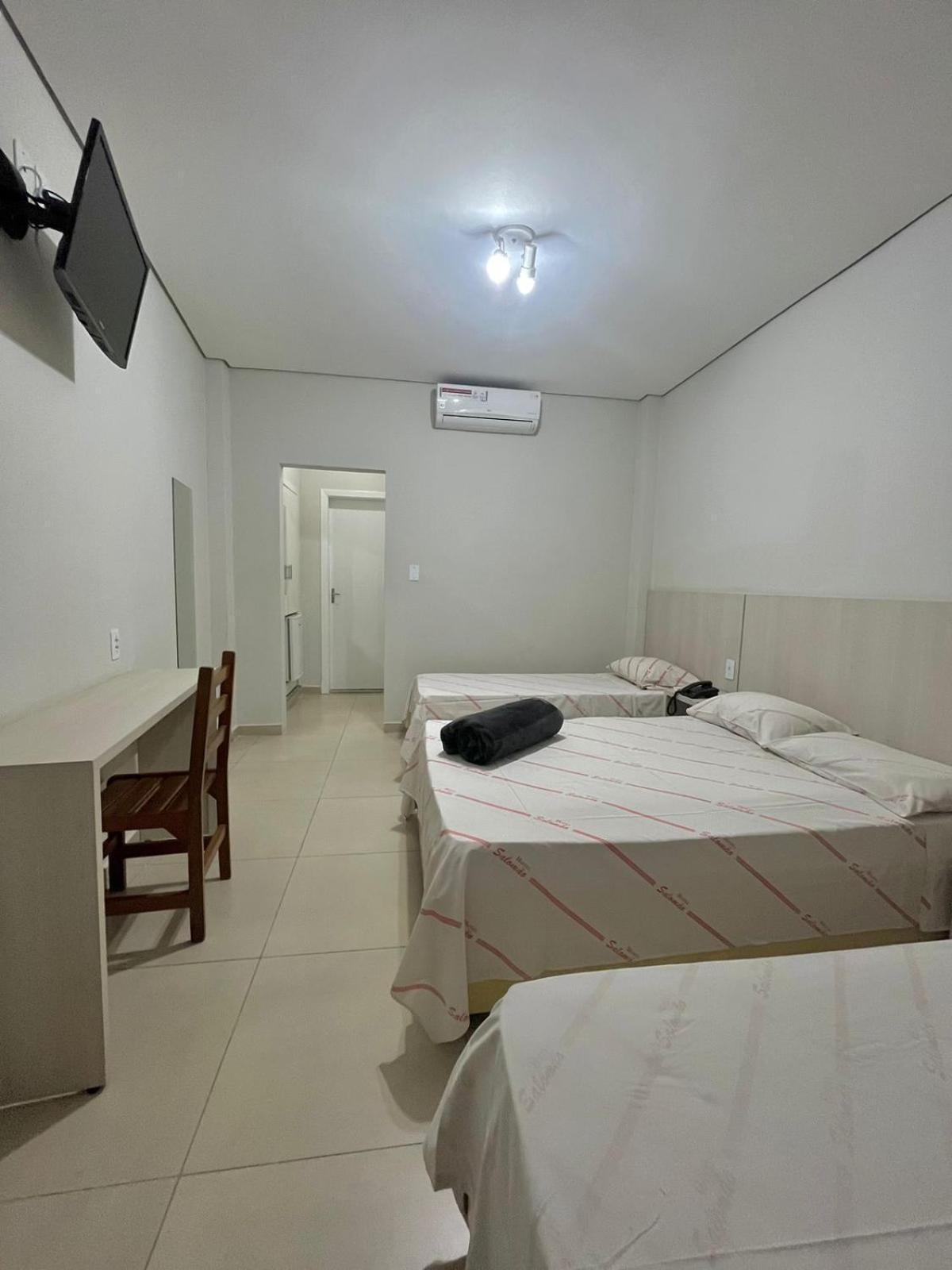 Hotel Salomao - Proximo A 25 De Marco, Bom Retiro, Bras E Rua Santa Efigenia, A 2 Minutos Do Mirante Sampa Sky E Pista De Skate Anhangabau São Paulo Kültér fotó