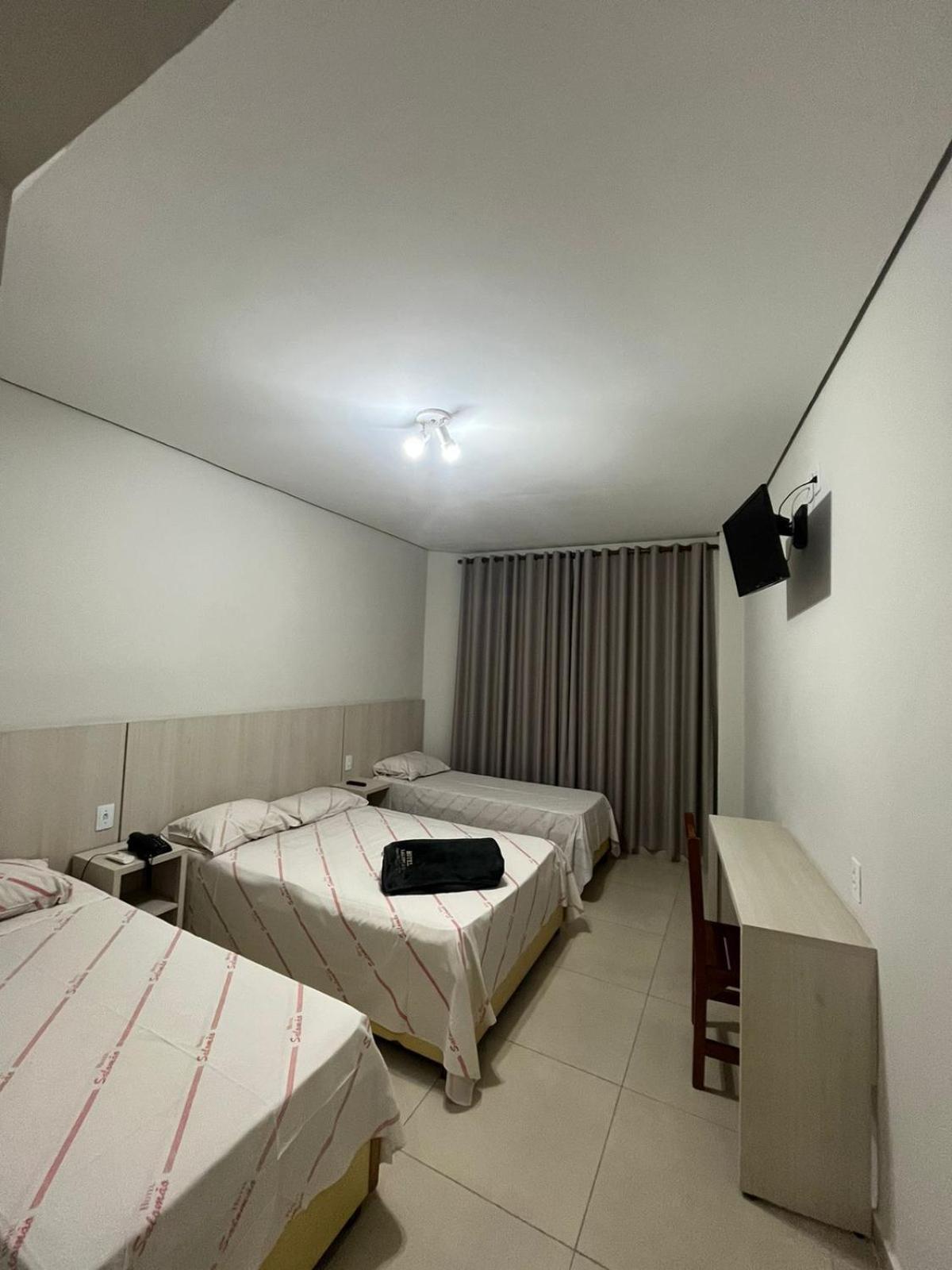 Hotel Salomao - Proximo A 25 De Marco, Bom Retiro, Bras E Rua Santa Efigenia, A 2 Minutos Do Mirante Sampa Sky E Pista De Skate Anhangabau São Paulo Kültér fotó